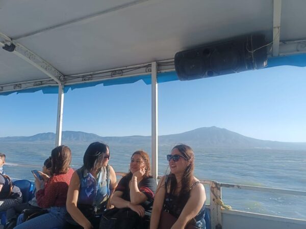 De Guadalajara a la Laguna de Chapala: Recorrido divertido y cultural - Image 12