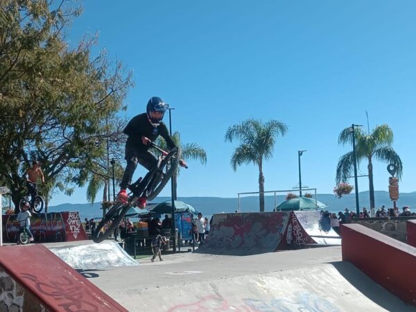 De Guadalajara a la Laguna de Chapala: Recorrido divertido y cultural - Image 11
